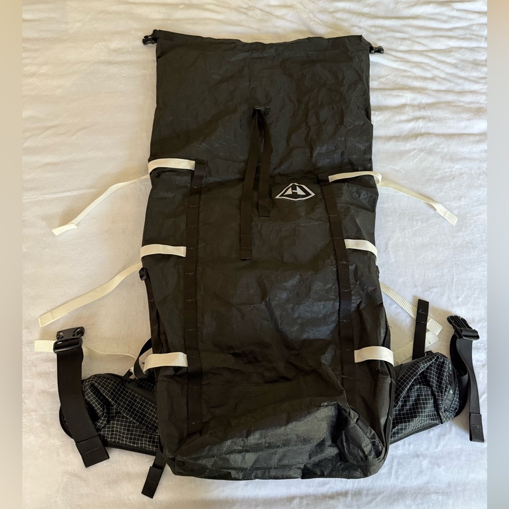 Hyperlite Mountain Gear, Black Porter Backpack, 55L, Torso Size Medium